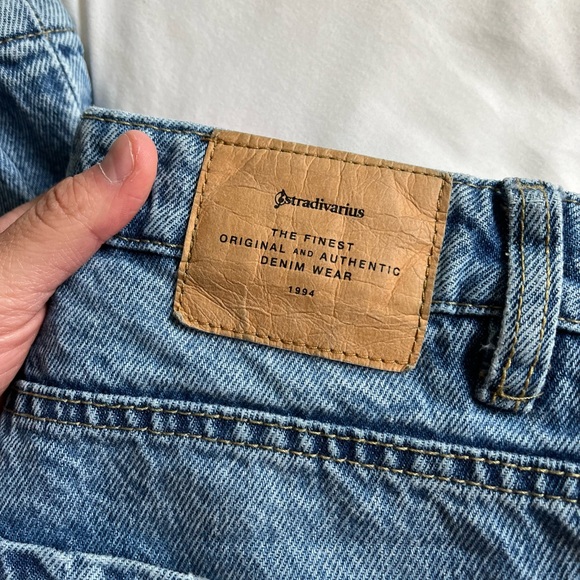 Stradivarius Mom Jean - Picture 3 of 5